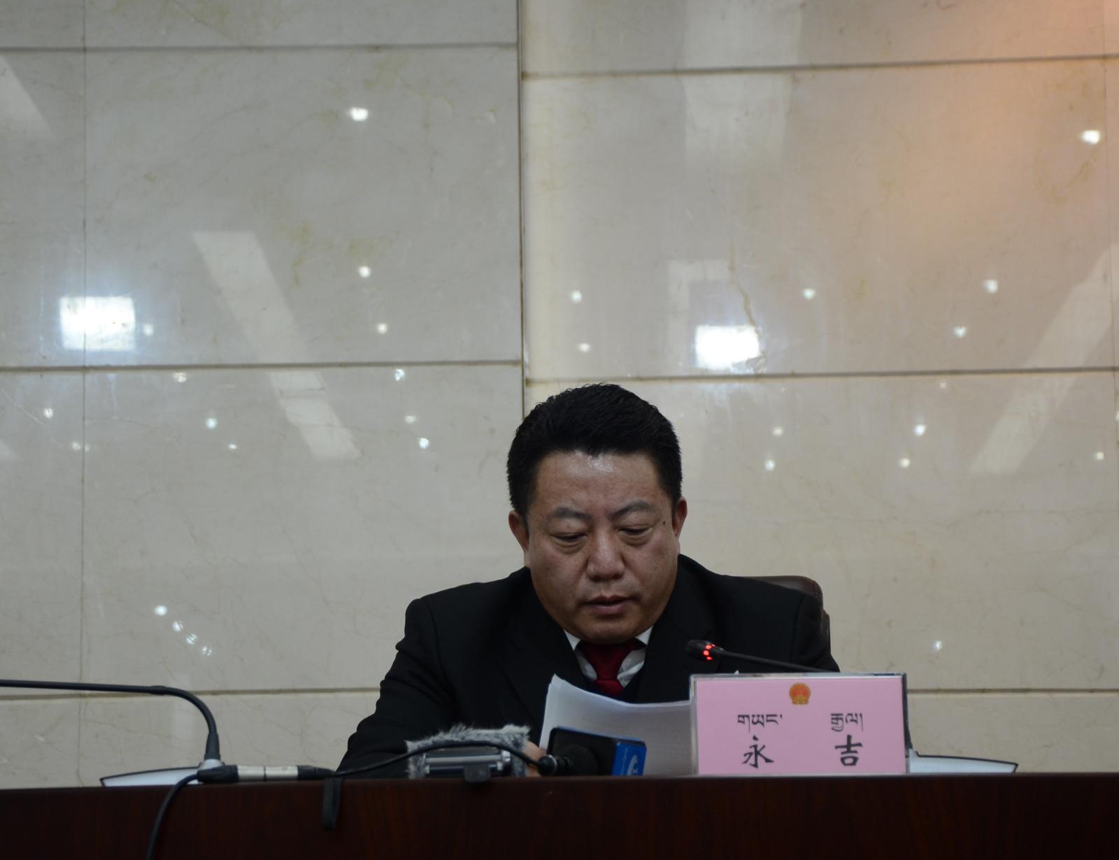 自治區(qū)交通廳常務(wù)副書記、副主任永吉.jpg