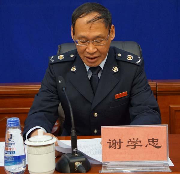 新聞發(fā)言人：西藏自治區(qū)國稅局黨組成員、總經(jīng)濟(jì)師 謝學(xué)忠.jpg