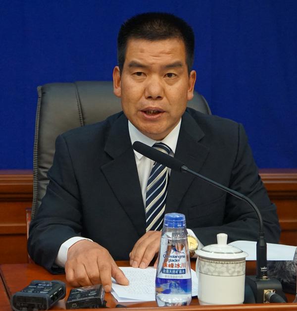新聞發(fā)言人：林芝市人民政府副市長(zhǎng)肖鶴.jpg