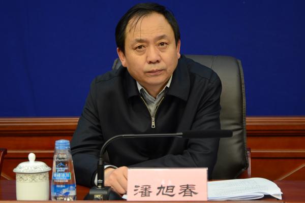 新聞發(fā)言人：西藏自治區(qū)人民政府副秘書長、自治區(qū)總河長辦副主任 潘旭春.jpg