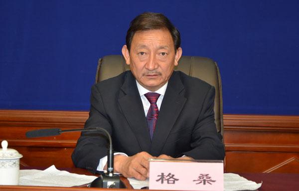林芝市財(cái)政局黨組書(shū)記、副局長(zhǎng)  格桑.jpg