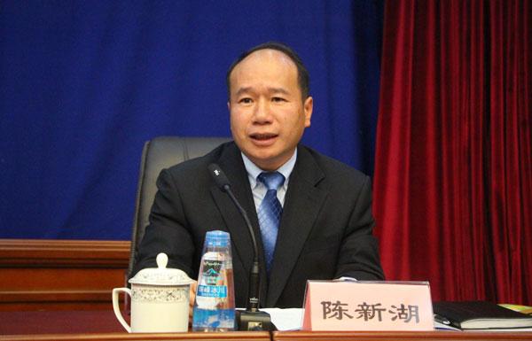 新聞發(fā)言人：西藏自治區(qū)國土資源廳副廳長、區(qū)測繪局局長陳新湖.jpg