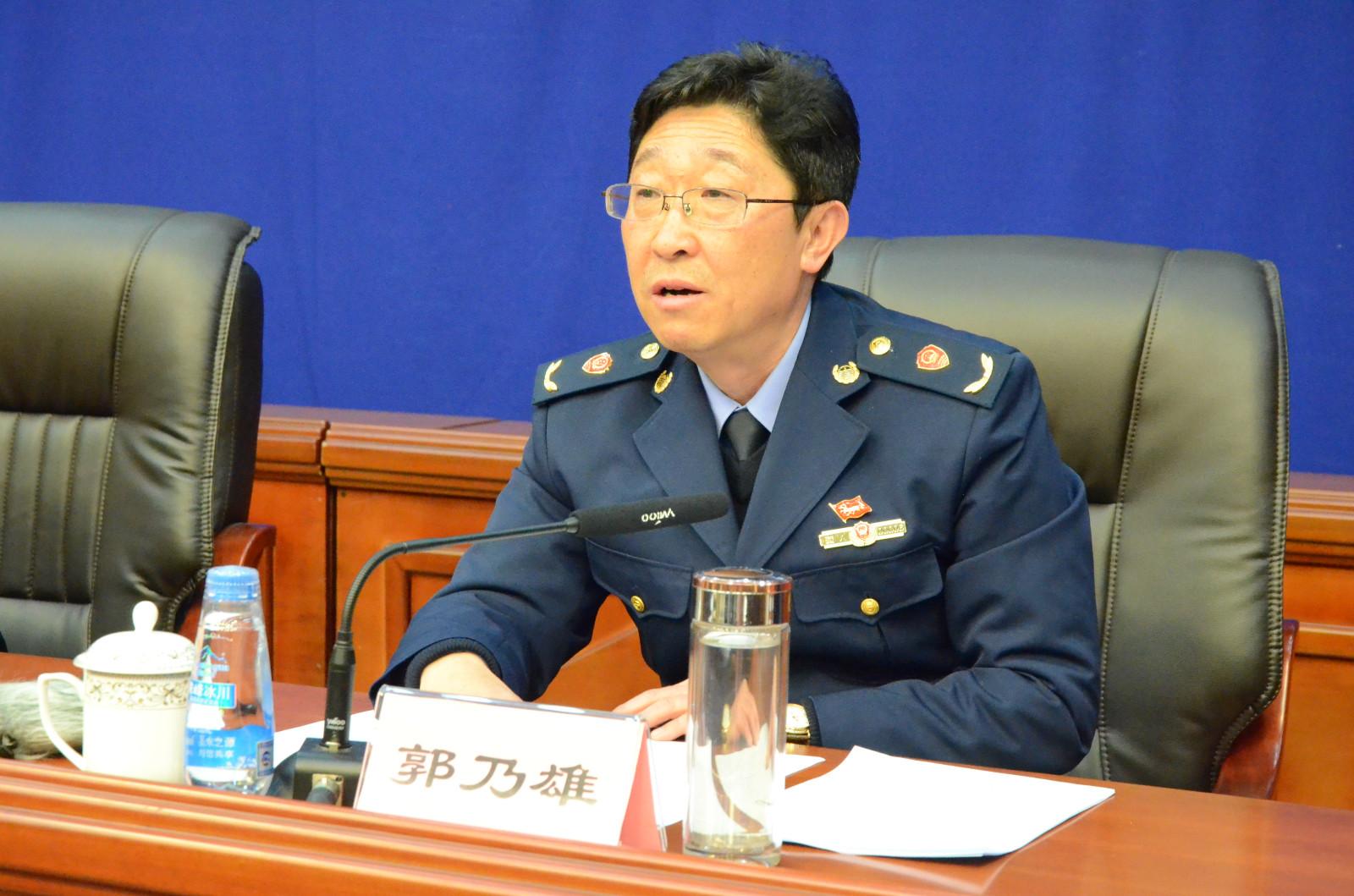 西藏自治區(qū)工商局黨委委員、副局長(zhǎng)，新聞發(fā)言人 郭乃雄.JPG