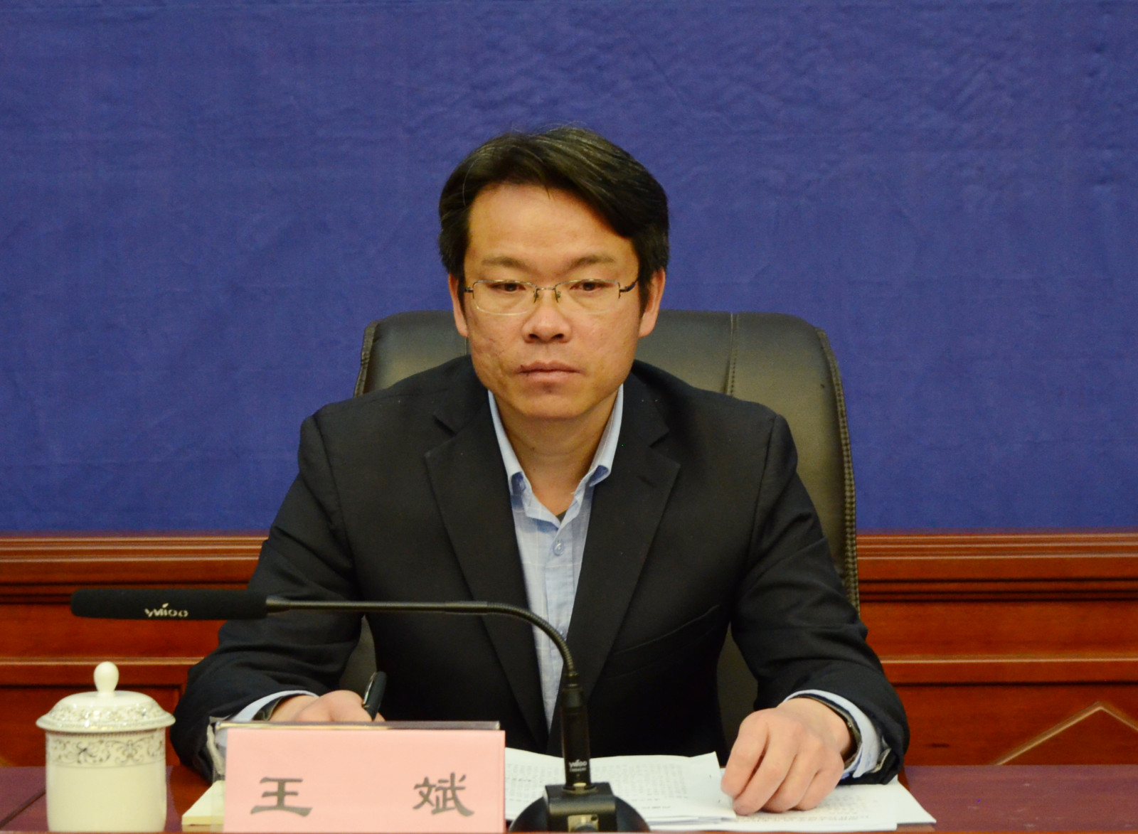 新聞發(fā)言人：拉薩市教育局黨組成員、副局長 王斌.JPG