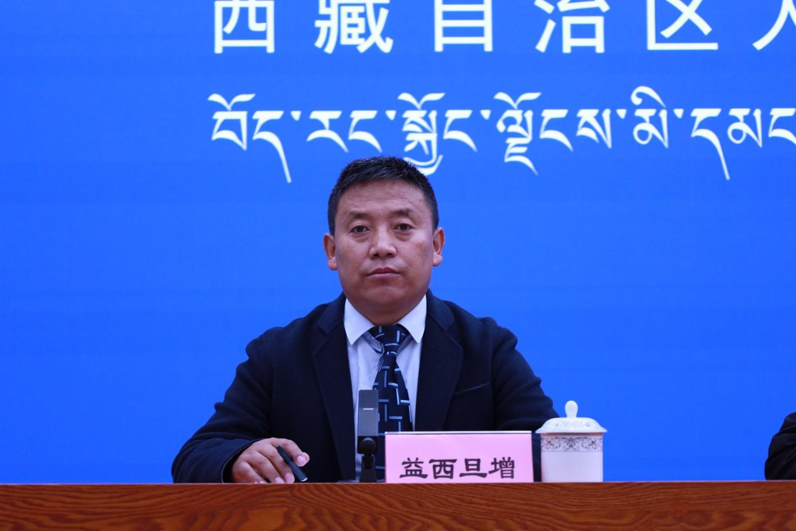 主持人：自治區(qū)黨委宣傳部對(duì)外傳播處副處長 益西旦增.jpg